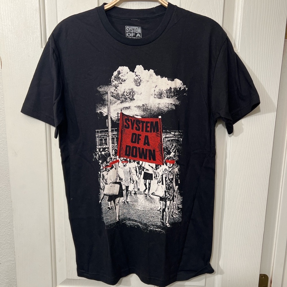 SYSTEM OF A DOWN Banner Marches T-shirt Men's Small